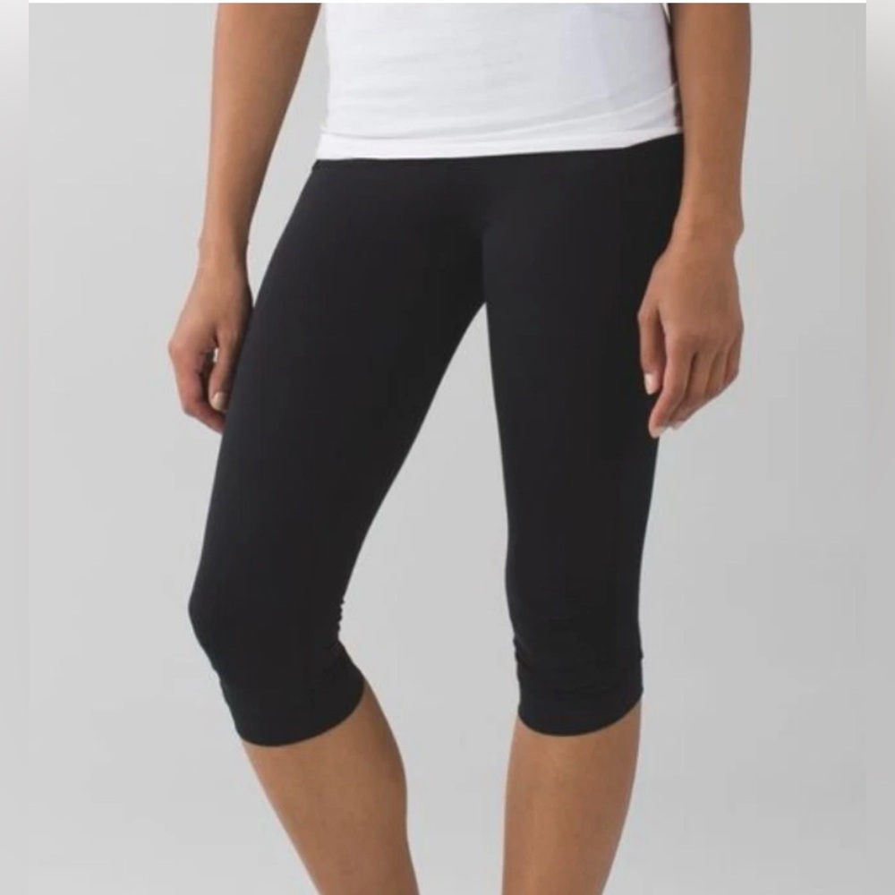 Lululemon Athletica Stop At Nothing Crop Leggings in Black Size 4 Tag Removed